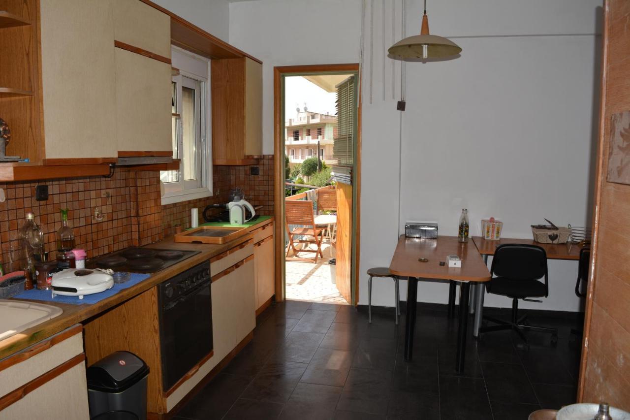 Spacious Apartment With Balconies, Ac, King Bed, Near Dt And Transports Atenas Exterior foto