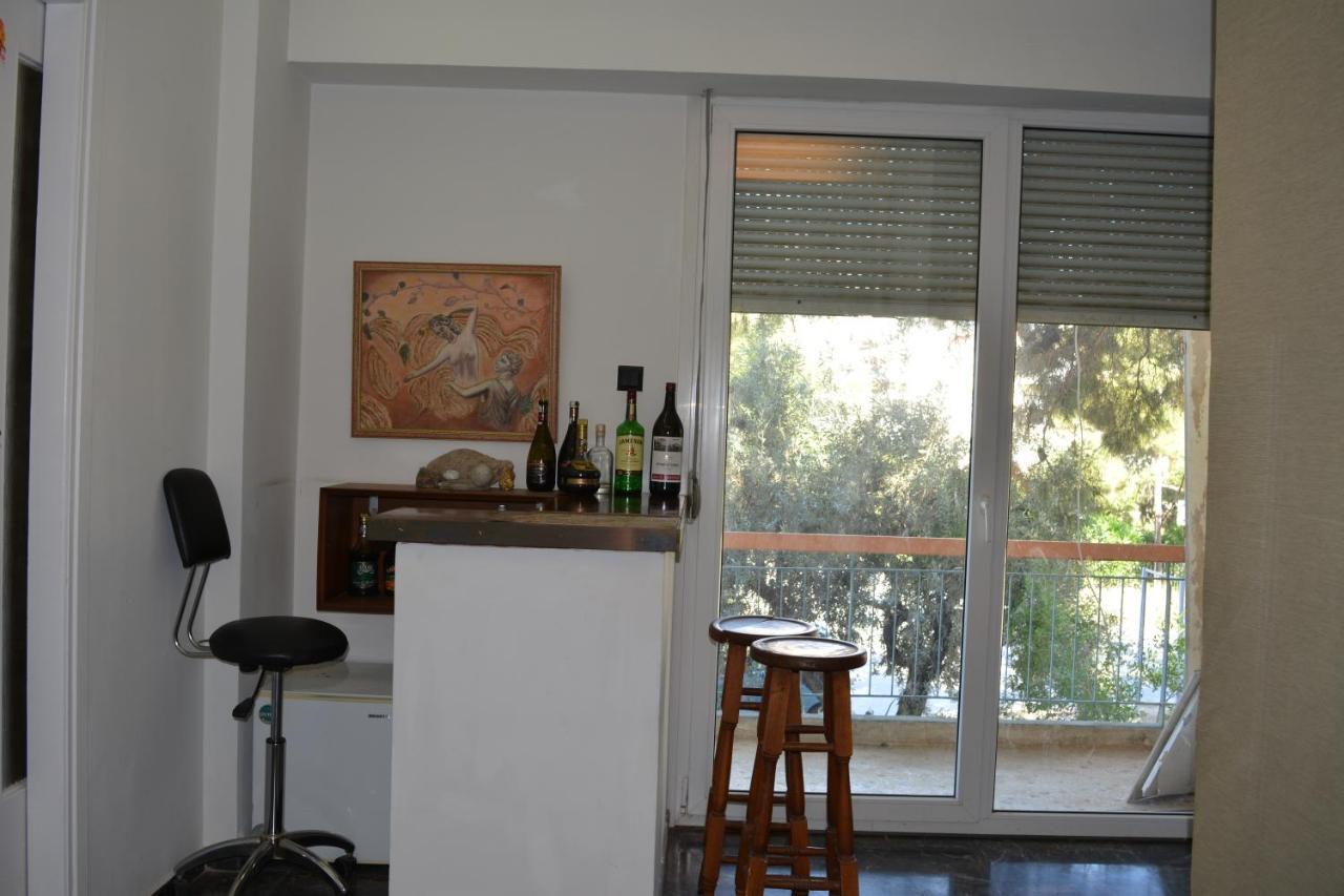 Spacious Apartment With Balconies, Ac, King Bed, Near Dt And Transports Atenas Exterior foto